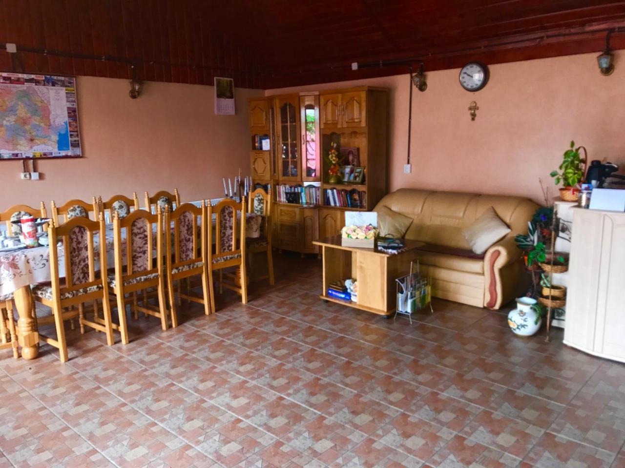 Vila La Izvor Petresti Exterior photo